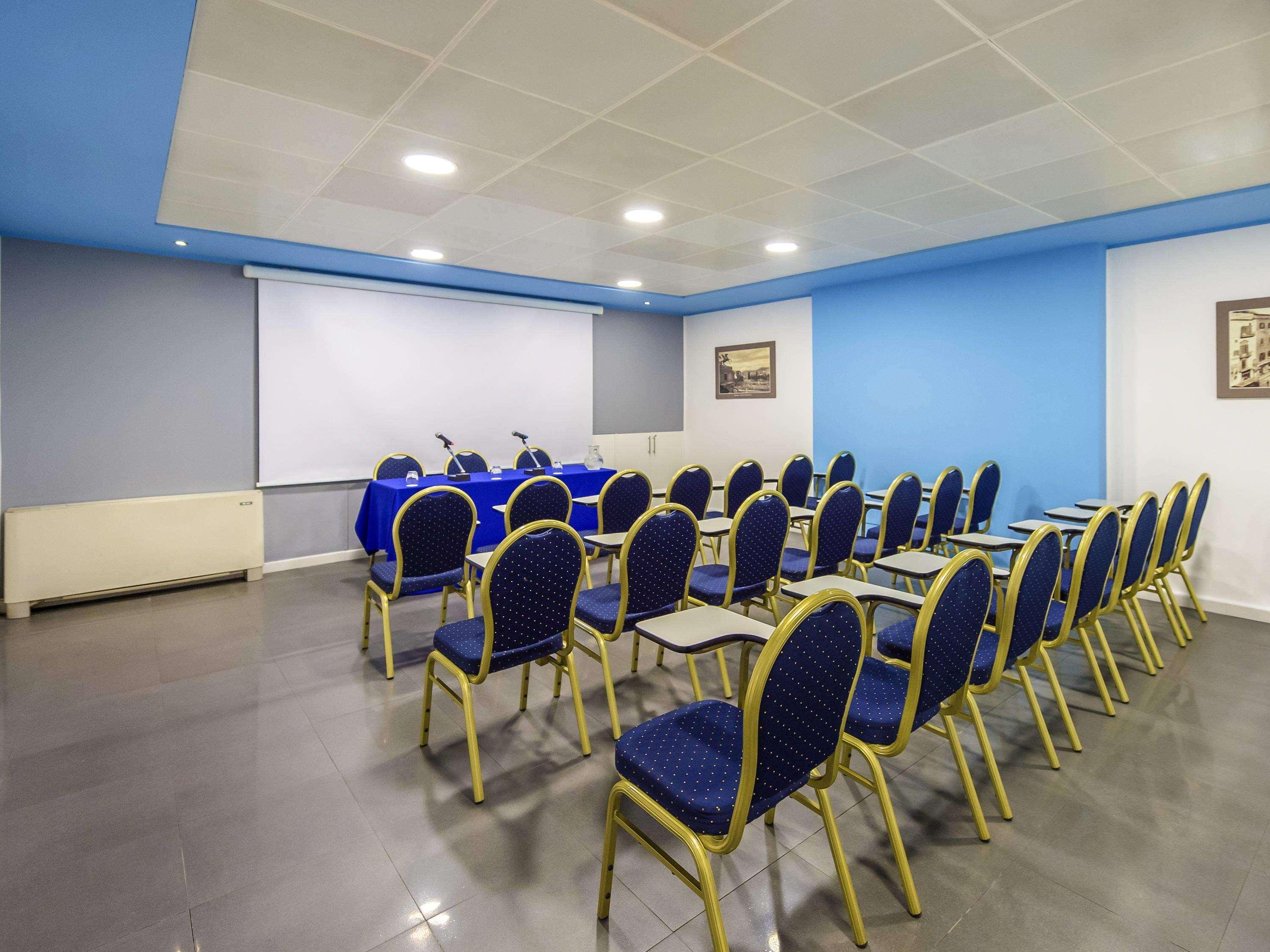 Ibis Styles Palermo Cristal Hotell Exteriör bild