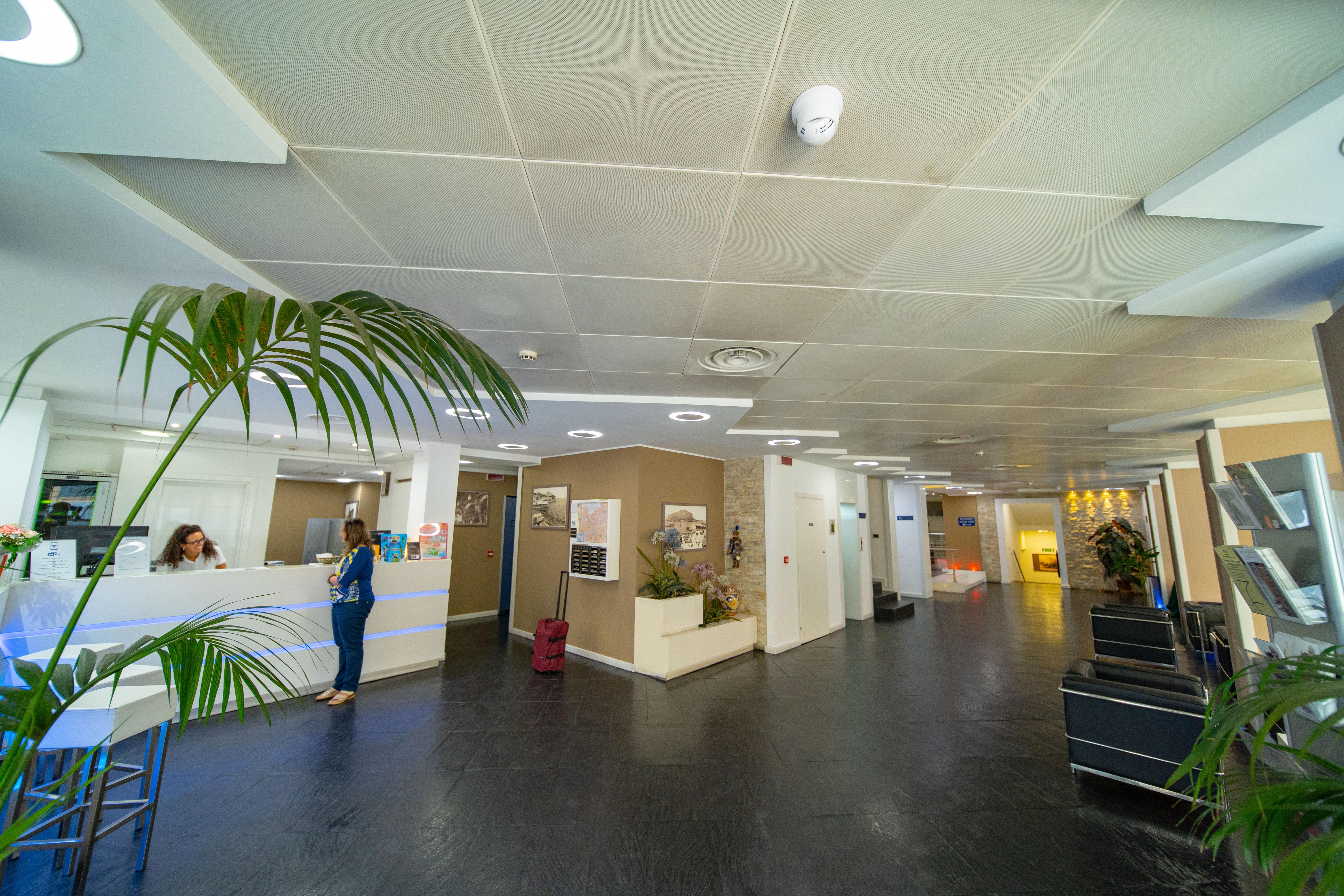 Ibis Styles Palermo Cristal Hotell Exteriör bild