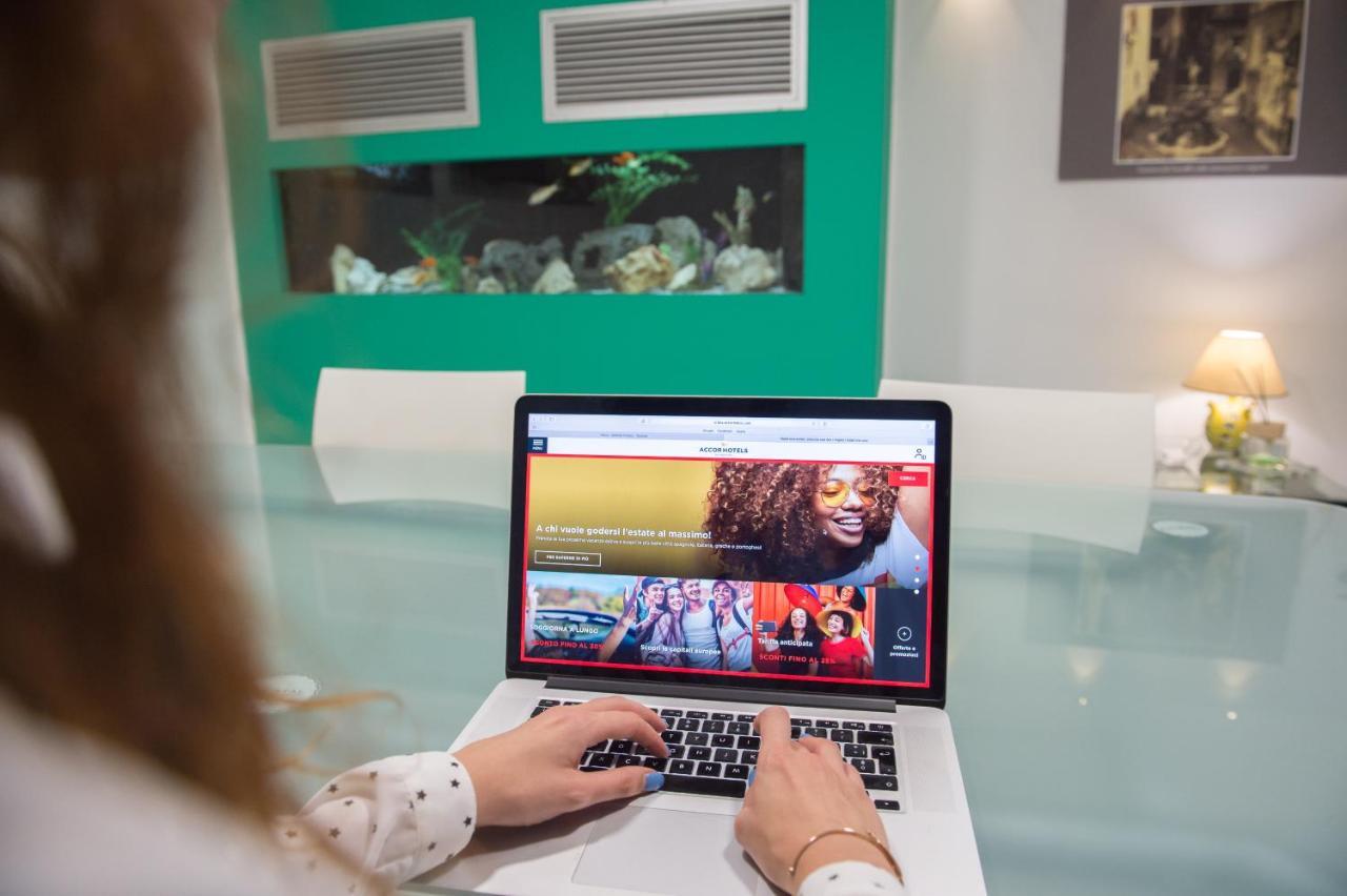 Ibis Styles Palermo Cristal Hotell Exteriör bild