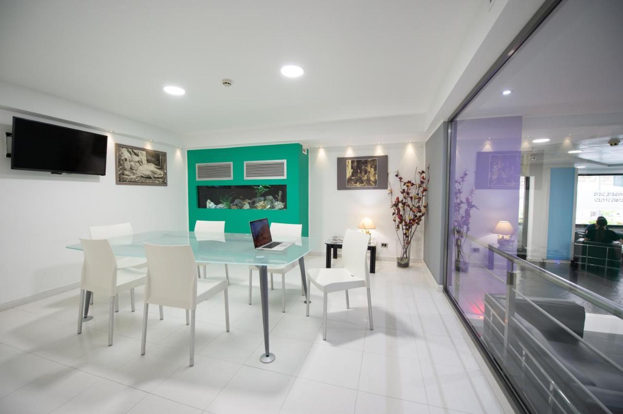 Ibis Styles Palermo Cristal Hotell Exteriör bild